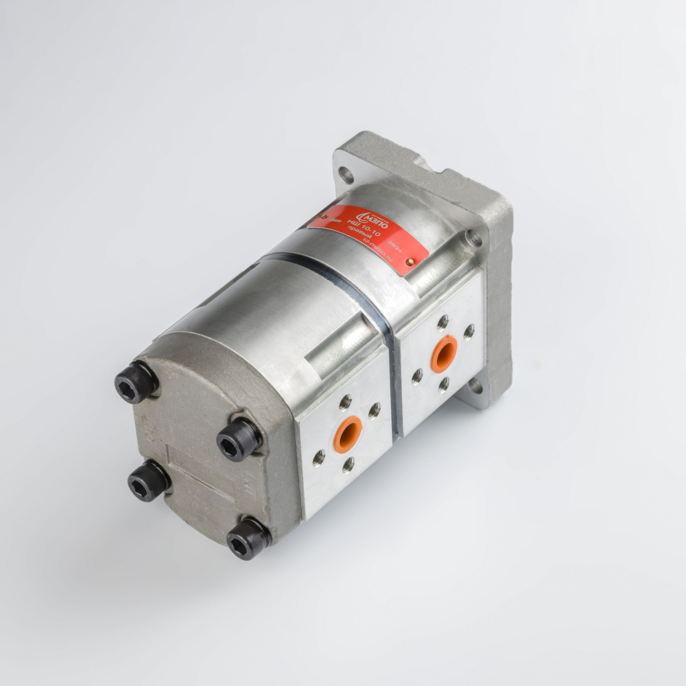 Насос НШ-10-10 21 МПа правый "МЗПО"