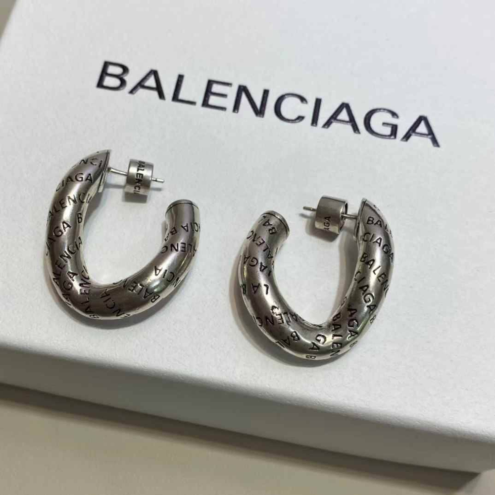 Серьги Balenciaga