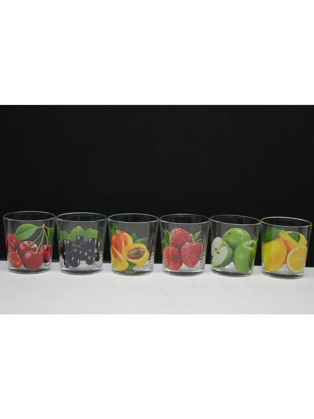 Стакан для напитков сока и воды