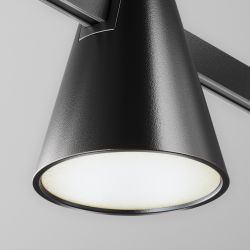 Трековый однофазный светодиодный светильник Maytoni Flarity Keila TR146-1-5W4K-B