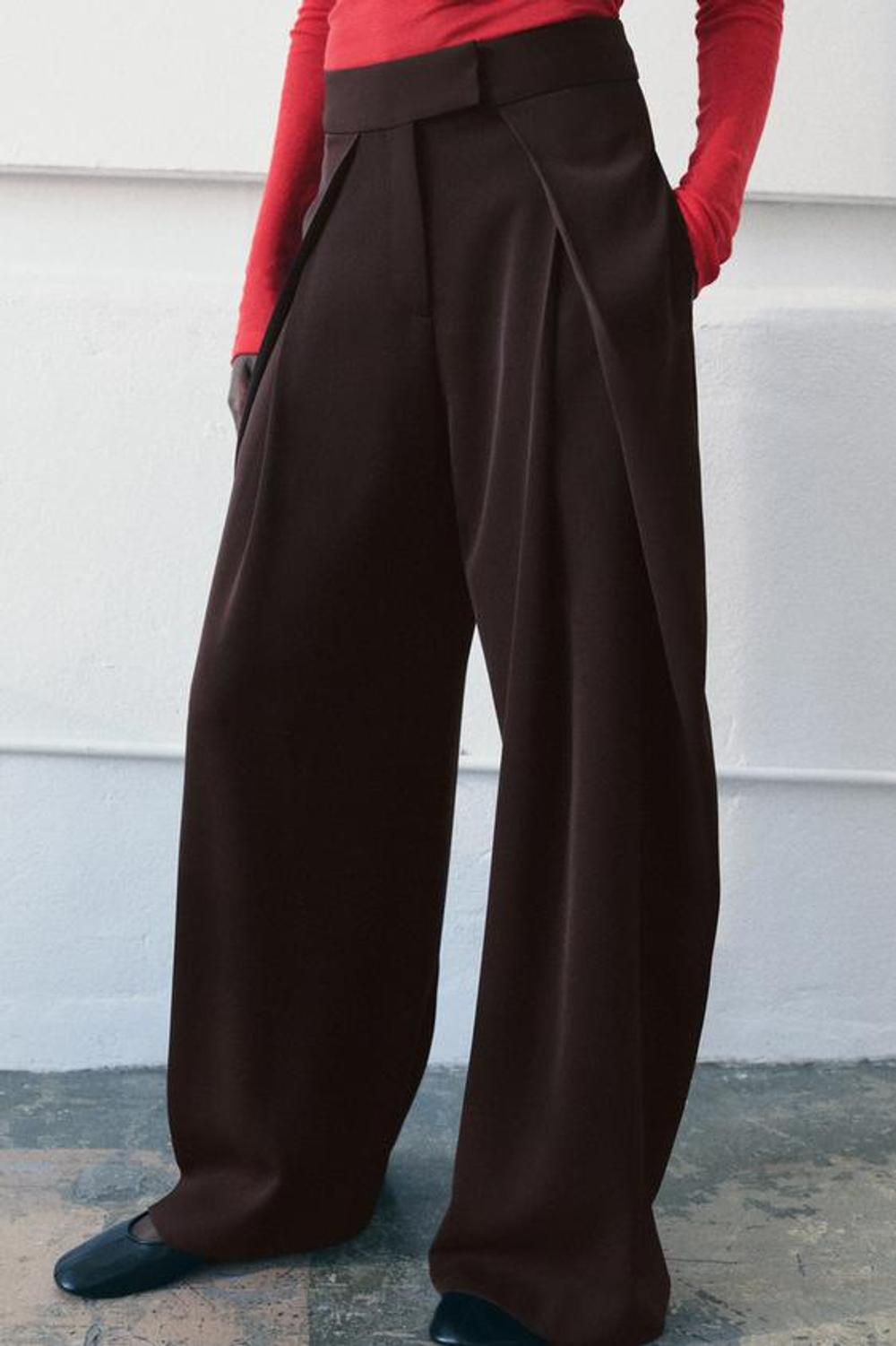 ZARA БРЮКИ WIDE LEG С ЗАЩИПАМИ — ZW COLLECTION, КОРИЧНЕВЫЙ