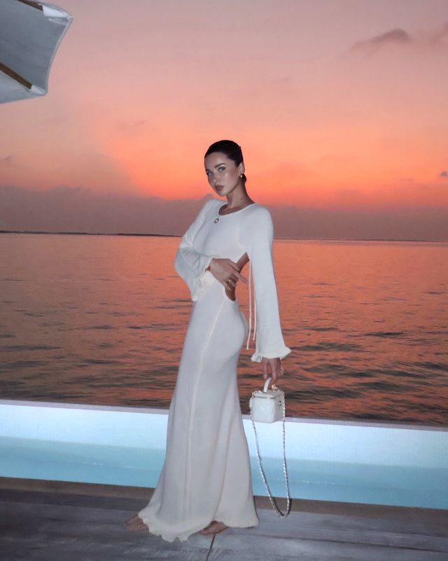 Платье длинное трикотажное с открытой спиной