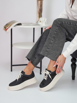 Кроссовки женские демисезонные