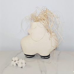 Ваза White sand ceramic vase