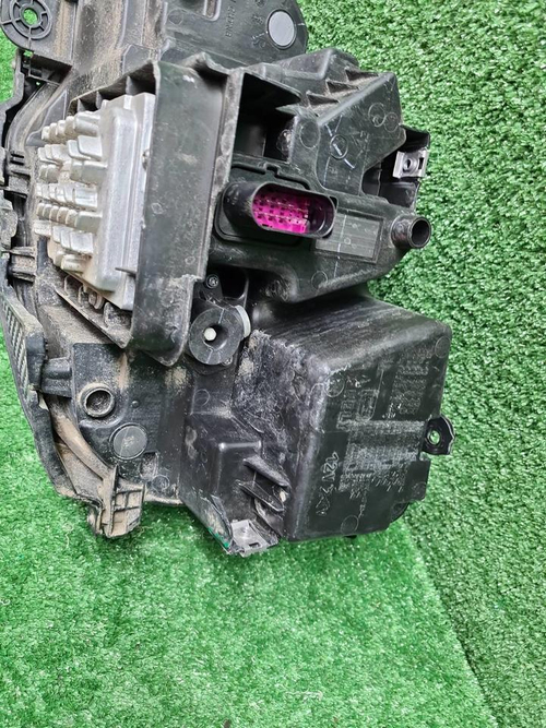 Фара правая Geely Atlas Pro (2021-н.в.) LED