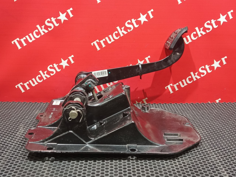 Педальный узел 2016г