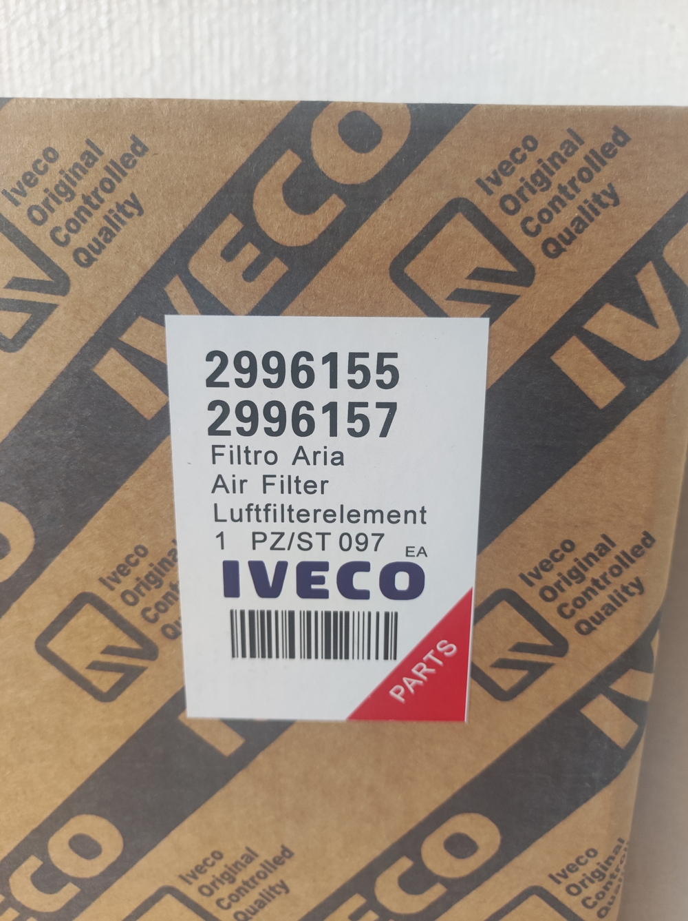 Фильтр воздушный со вставкой Iveco 2996155 2996157