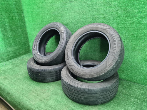 Шина Комплект шин GoodYear Assurance 235/60 R18