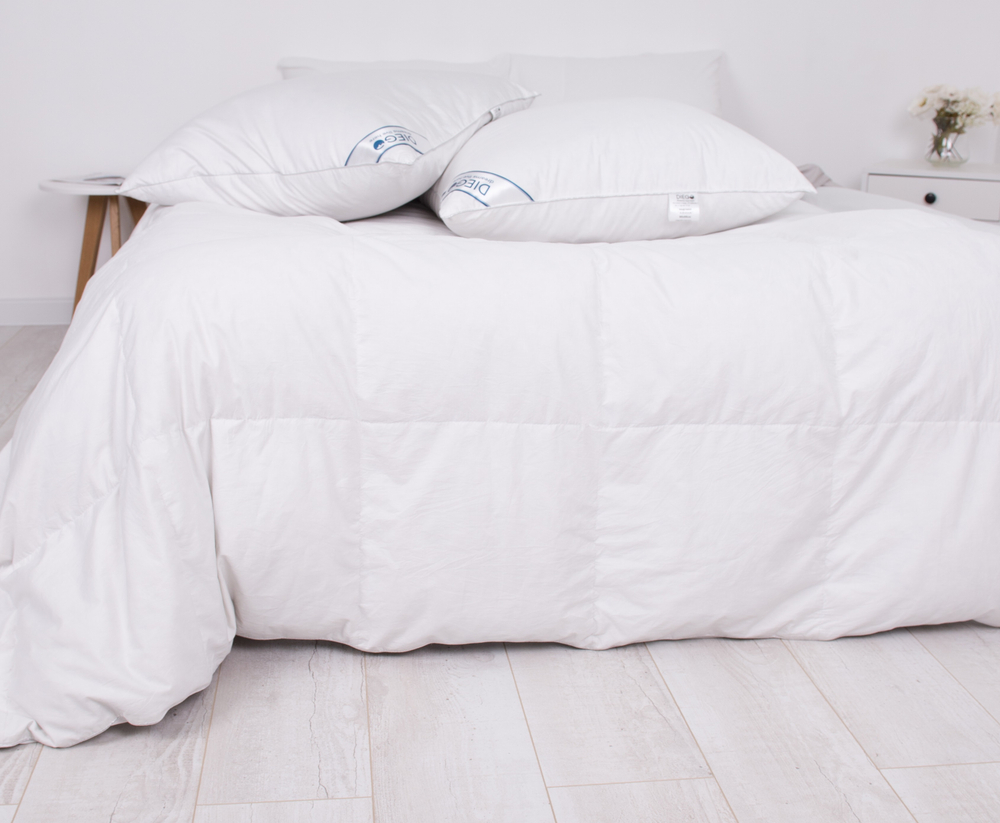 Подушка пуховая Афина 70х70 хлопок