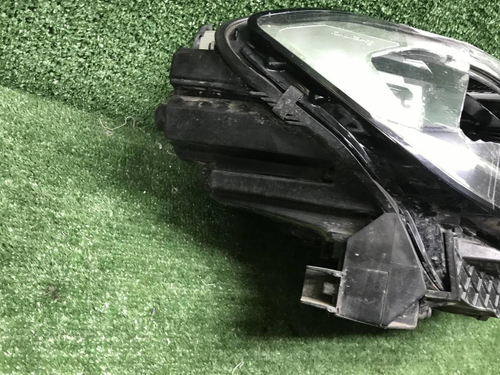Битая Фара правая VW Polo 6 (2020-2022) LED