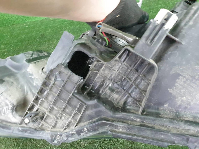 Фара правая Nissan Qashqai 2 j11 (17-23) галоген