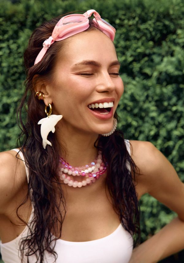 Подвеска Дельфин из перламутра