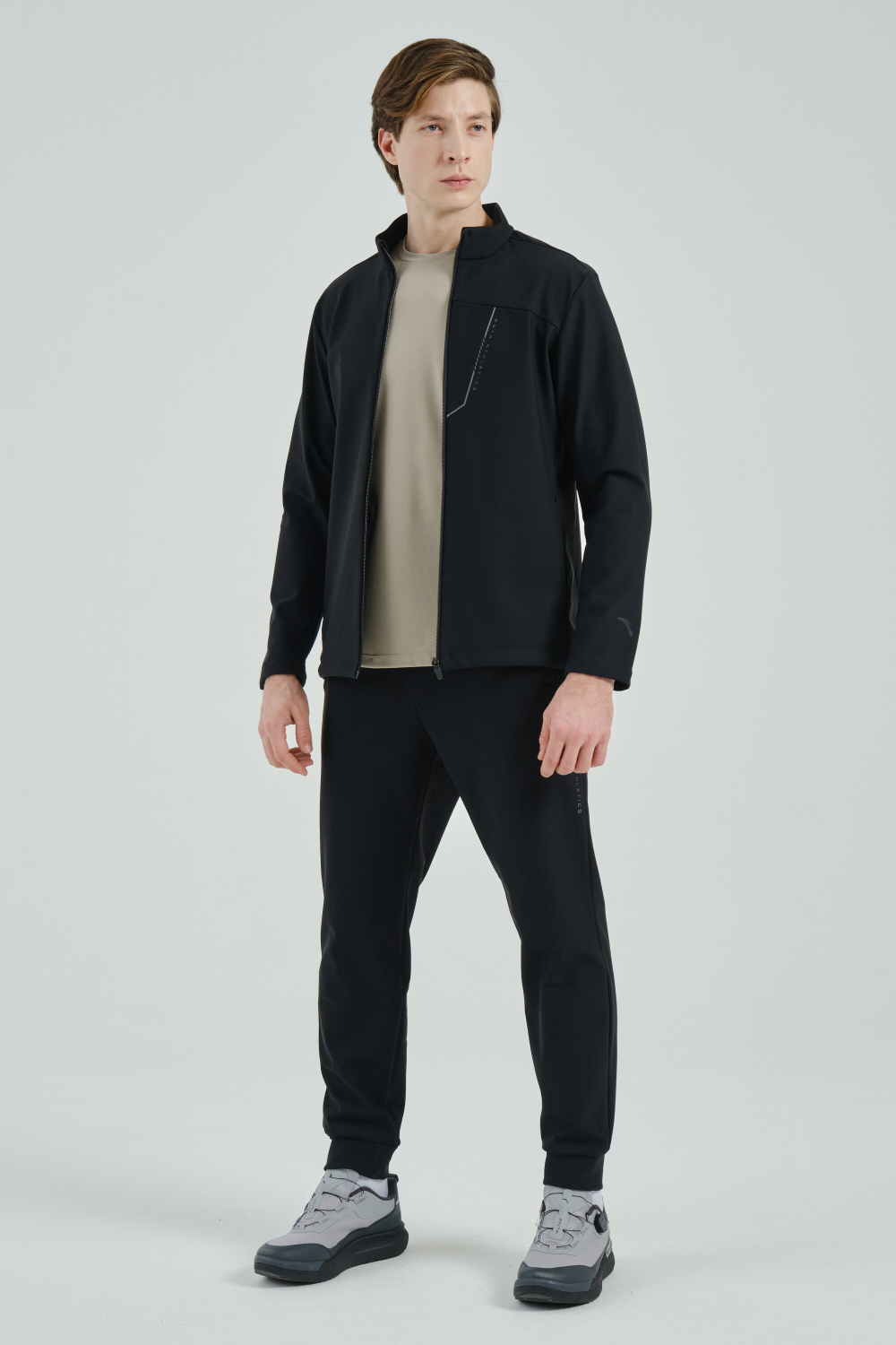 Олимпийка утепленная Anta WNTR TRN