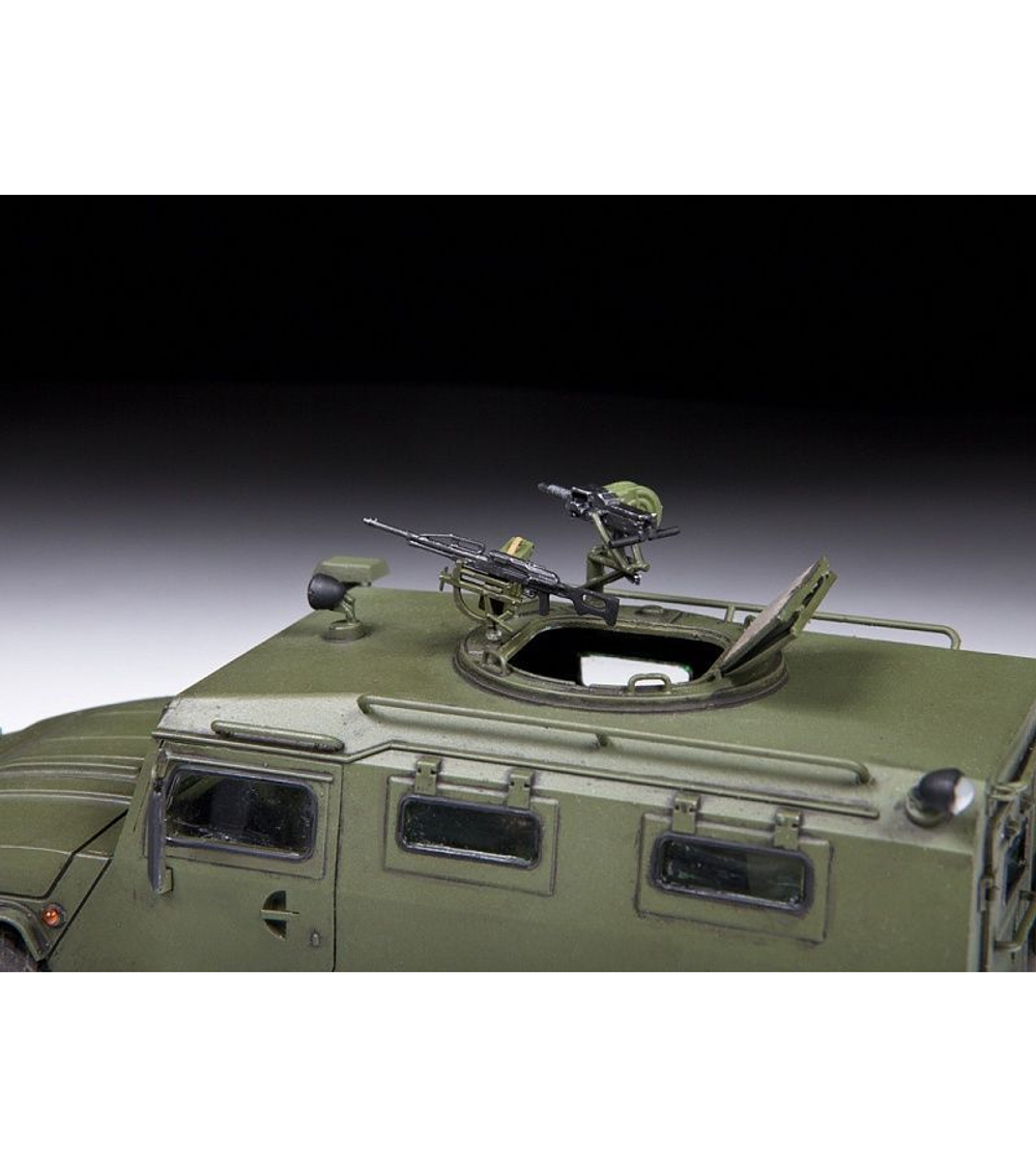 Сборная модель ZVEZDA Российский бронеавтомобиль ГАЗ "ТИГР", 1/35