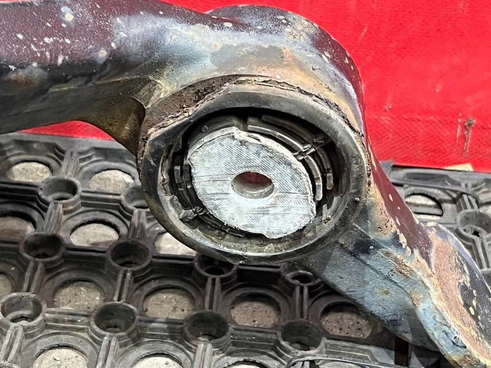 Торсион кабины в сборе