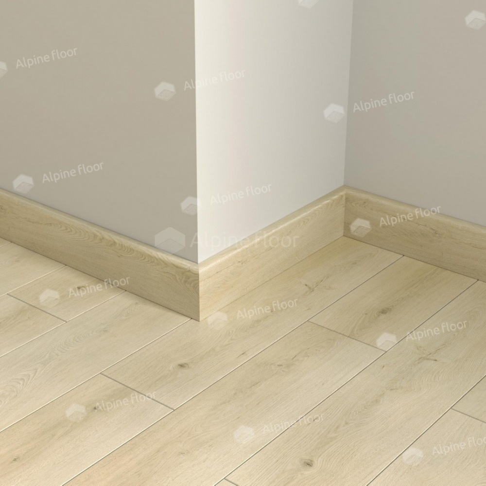 Плинтус Alpine Floor Parquet Light SK 13-24 Гигантум