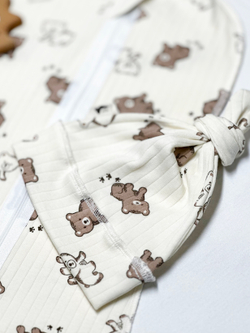 Набор "Мишка Топтыжка" (Пеленальный кокон + Шапочка Узелок)