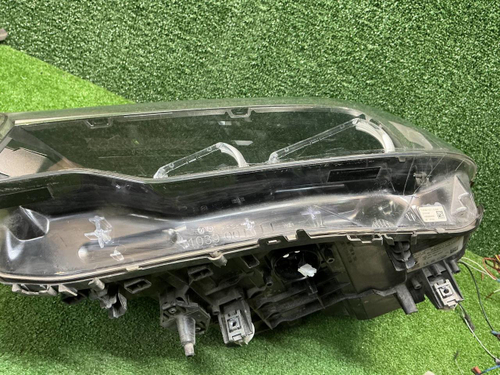 Фара левая BMW 5er G30 (2017-2020) LED