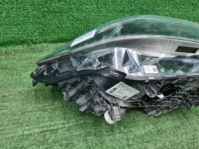 Фара правая BMW 5er G30 (17-20) Adaptive LED