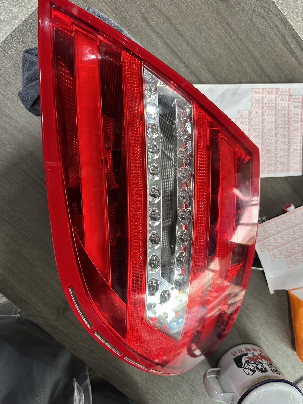 Задние фонари (левый и правый) Mercedes-Benz C-Class W204 C180/C200/C260 2010-2013
