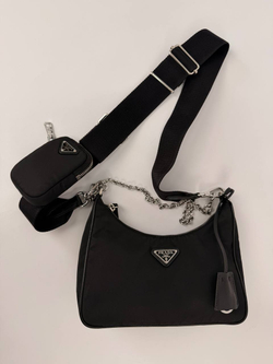 Сумка Prada Re-Edition