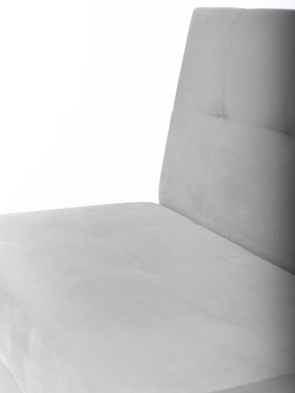 Стильный компактный диван Фабрики ОНИКС из практичного и износостойкого материала с оригинальным дизайном, вместительным ящиком для хранения, мягким наполнителем для дома, дачи и офиса