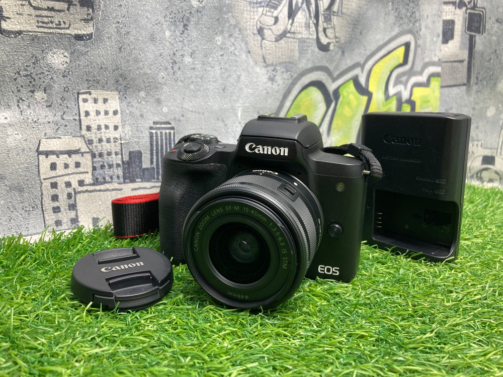 Canon EOS M50 Kit 15-45mm 3.5-6.3 IS STM