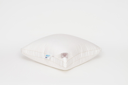 Подушка трехкамерная 3D упругая с бортиком 68х68 German Grass King Down