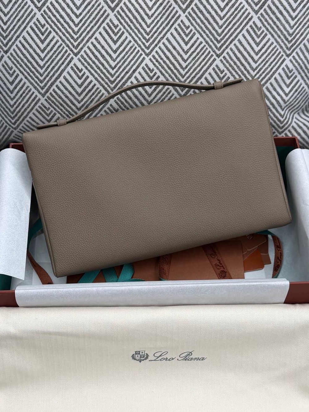 Клатч Loro Piana Extra Pouch L29