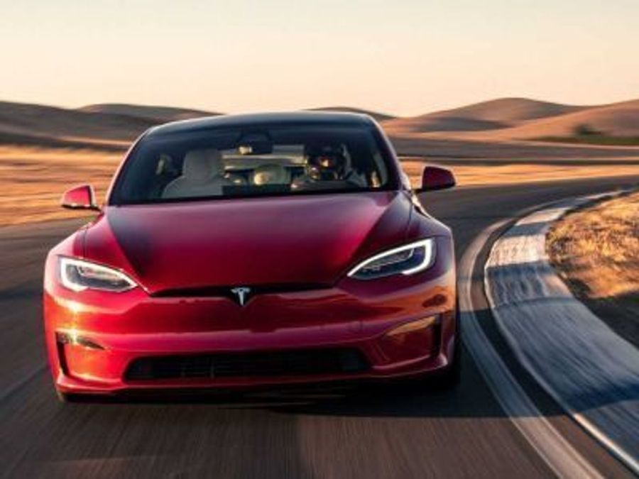 Электрокары Tesla попали в топ антирейтинга подержанных авто