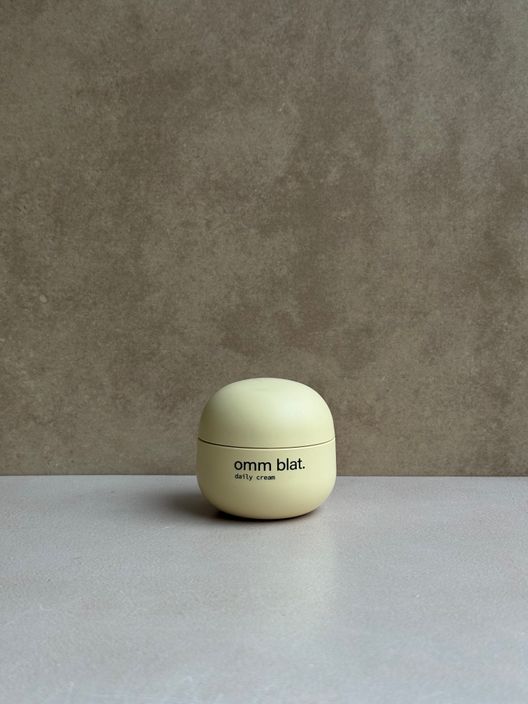 Увлажняющий крем для лица с коллагеном и мочевиной / OMM BLAT