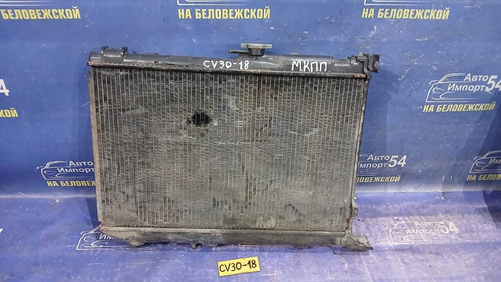 Радиатор двигателя TOYOTA CAMRY 1992