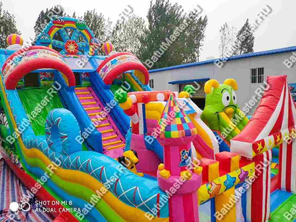 Коммерческий надувной батут "Парк развлечений 2" 12*7*7 м без фигуры клоуна