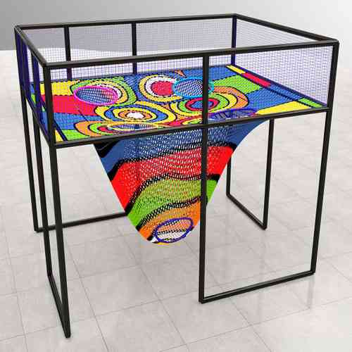 Верёвочная конструкция «Гравитационная радуга»