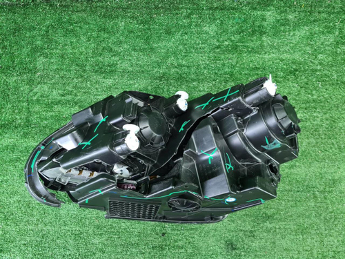 Битая Фара правая Geely Coolray (19-23) галоген