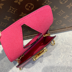 Louis Vuitton Twist MM