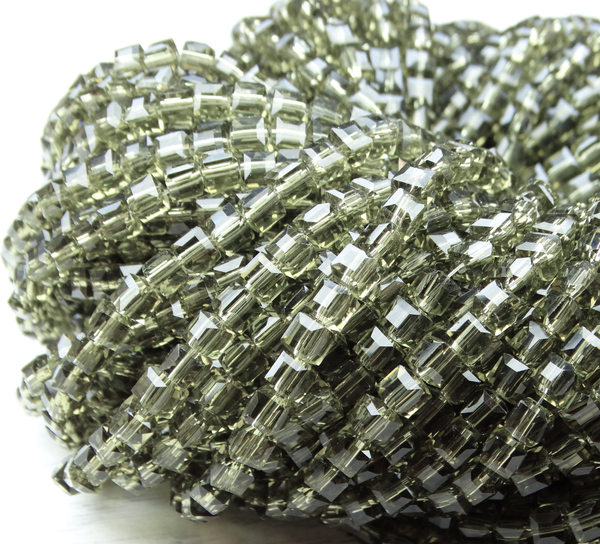 БВ027ГН4 Хрустальные бусины квадратные, цвет: серый хаки прозрачный, 4 мм, кол-во: 44-45 шт.