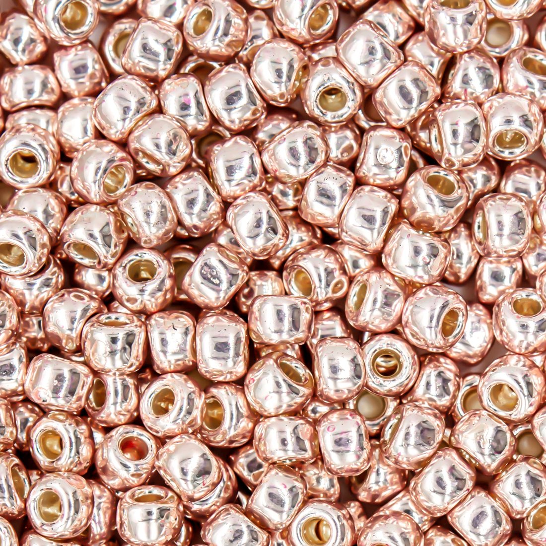 Японский бисер TOHO Round 8/0 (№PF552), непрозрачный глянцевый с металлическим блеском