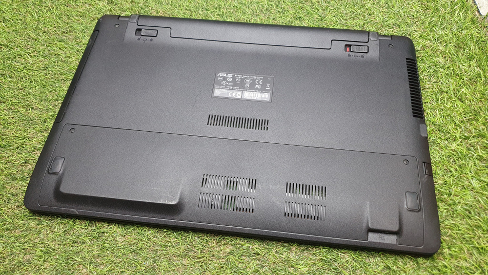 Ноутбук Asus i5/8Gb/820M 2Gb/X550X42LC-SLI74FDDX1B/Windows 10