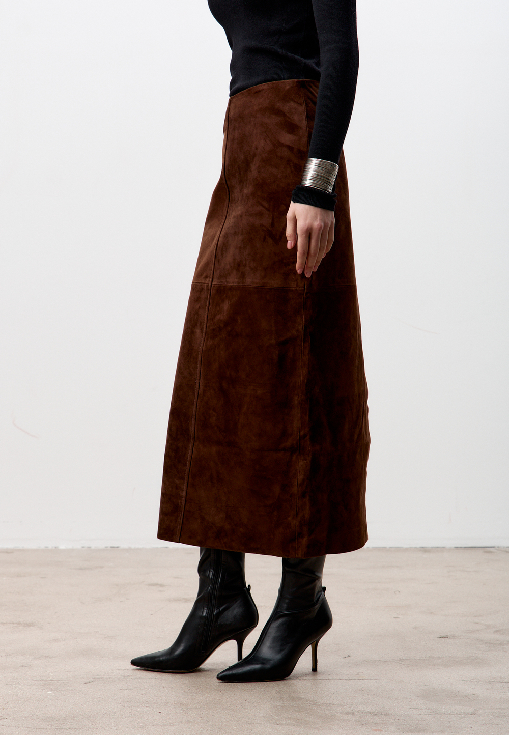 Юбка из натуральной замши