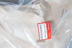 64431-KWN-900ZC. COVER, R. SIDE *R340C*