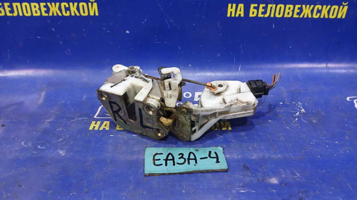 Замок двери задней левой MITSUBISHI GALANT 1999