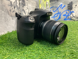 Canon 60D kit 18-55mm IS II 6.200 кадров
