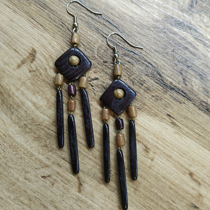 Серьги Ромб с 3 подвесами, цвет вишневый, коричневый