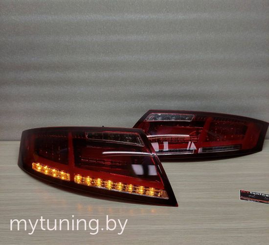 Задние фонари red white led bar для Audi TT 8J