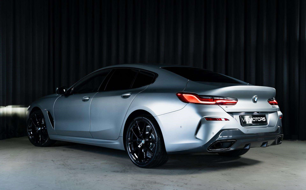 BMW 840