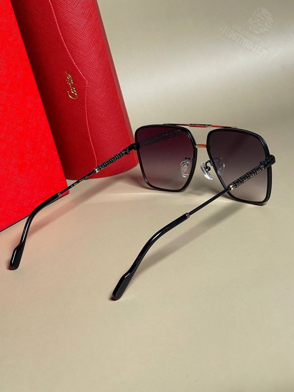 Солнечные очки Cartier