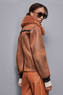 Куртка женская PATRIZIA PEPE