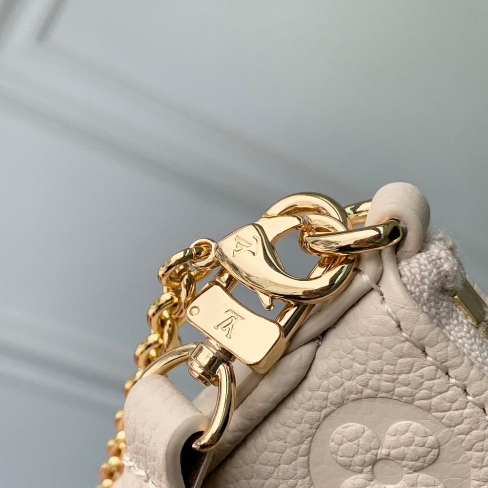 Louis Vuitton Easy Pouch On Strap