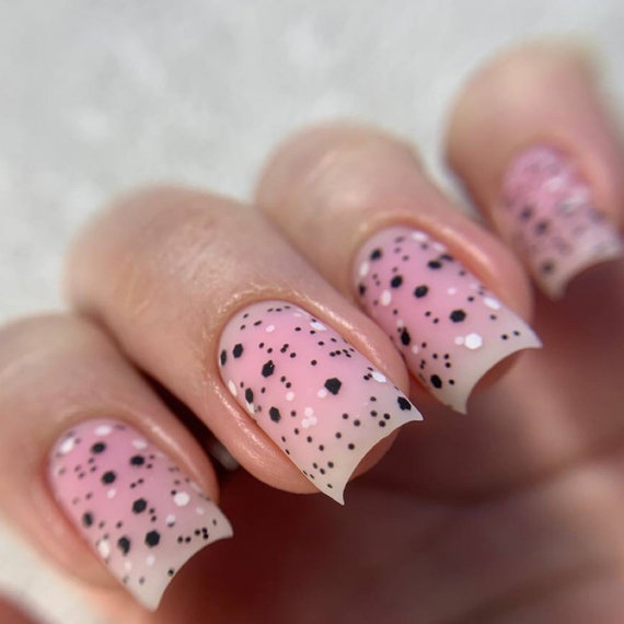 Универсальный топ Crazy Lak с хлопьями ( микс чёрных и белых) без лс 10мл